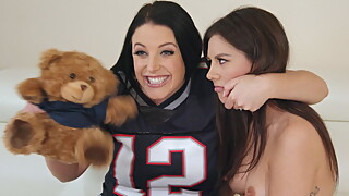 Angela White and Her Lesbian Wife Shyla Jennings