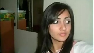 Hot sexy Indian girl Nadia nude dance